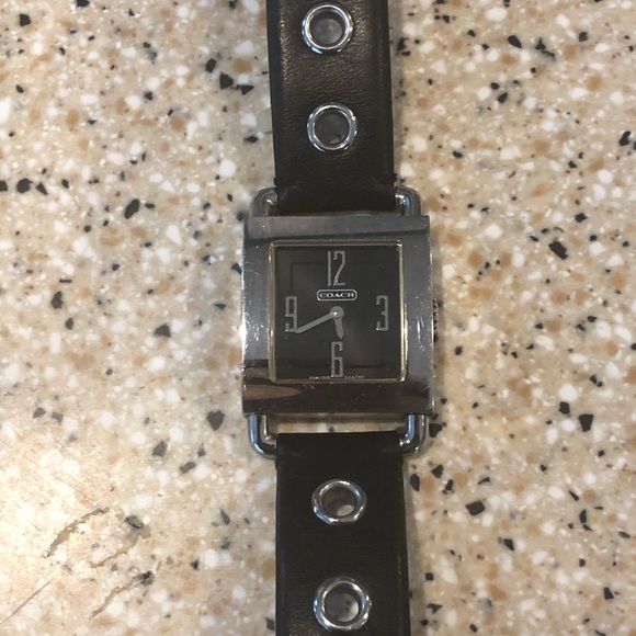 Coach watch - Picture 2 of 8